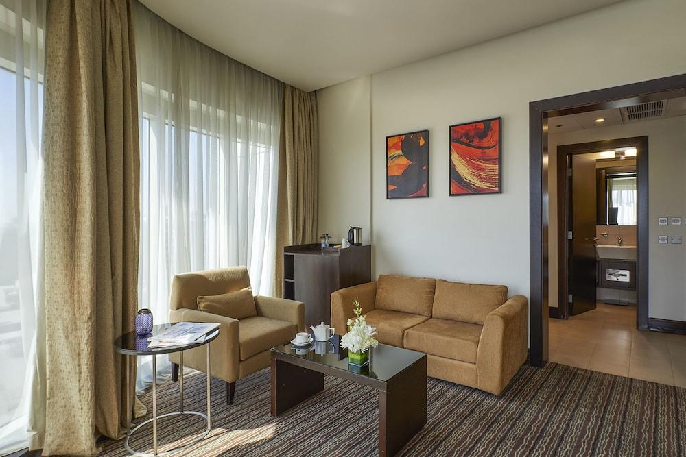 Safir Hotel Doha Exterior foto