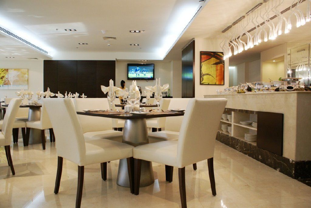Safir Hotel Doha Exterior foto